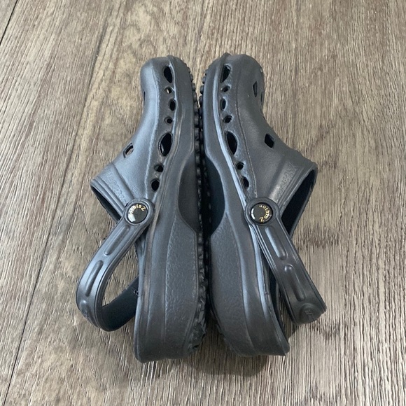 NEW! NOTHINZ SHOES JUNIORS/BIG KID CLOGS | black | Size J6 L8 unisex - Picture 8 of 12